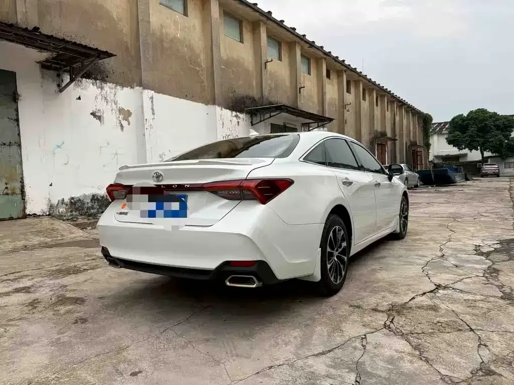 Toyota Avalon 2022 из CN, фото 5