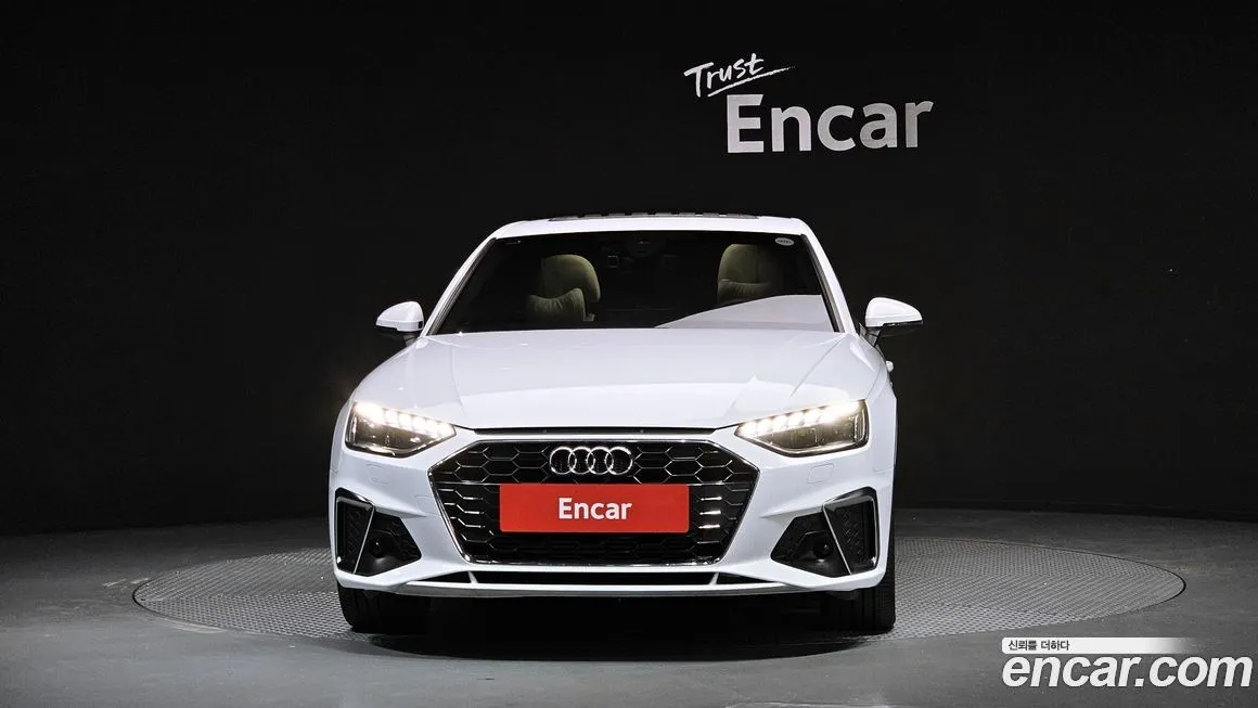 Audi A4 — фото 5