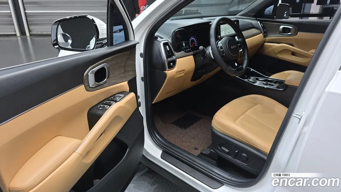 Kia Sorento — фото 7