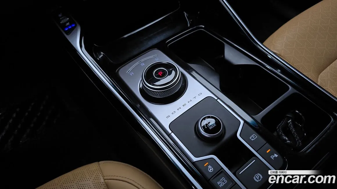 Kia Sorento — фото 5
