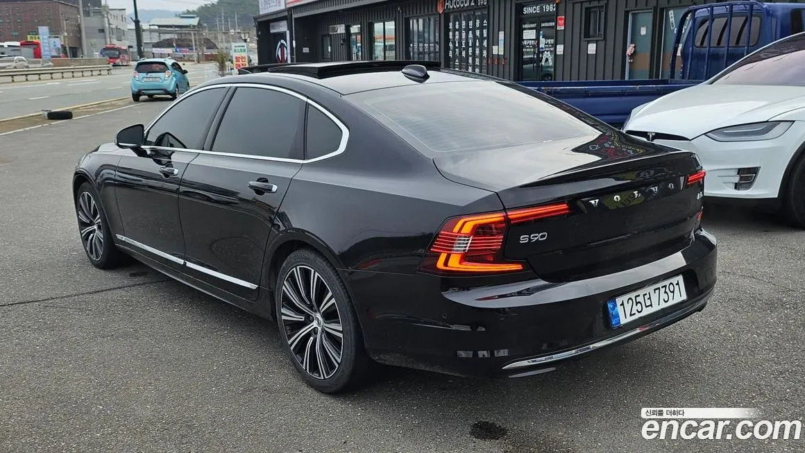 Volvo S90 — фото 8