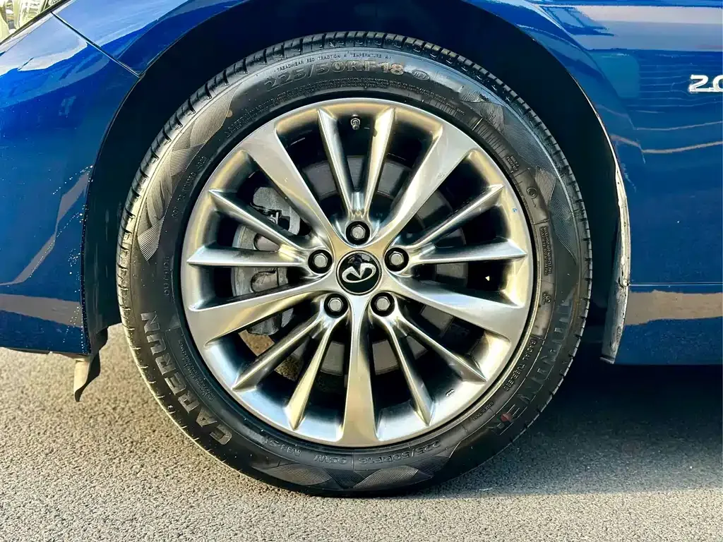 Infiniti Q50L 2021 из CN, фото 3