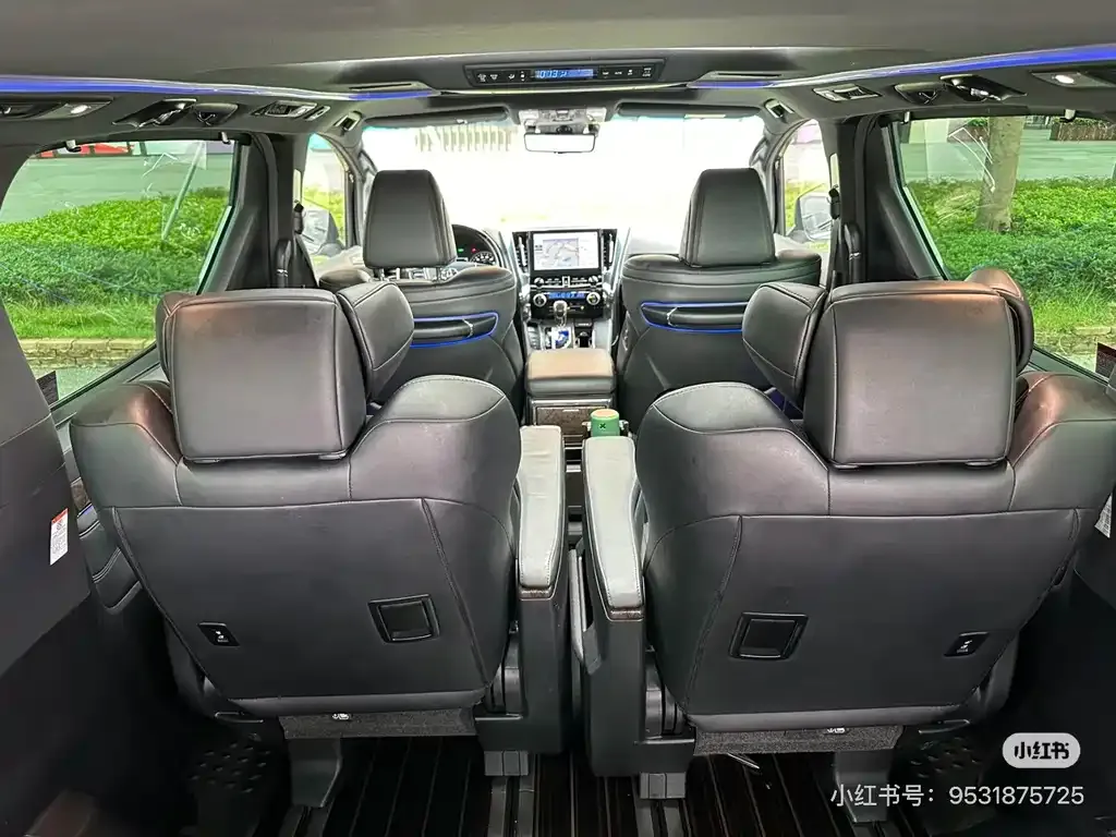 Toyota Alphard 2022 из CN, фото 6