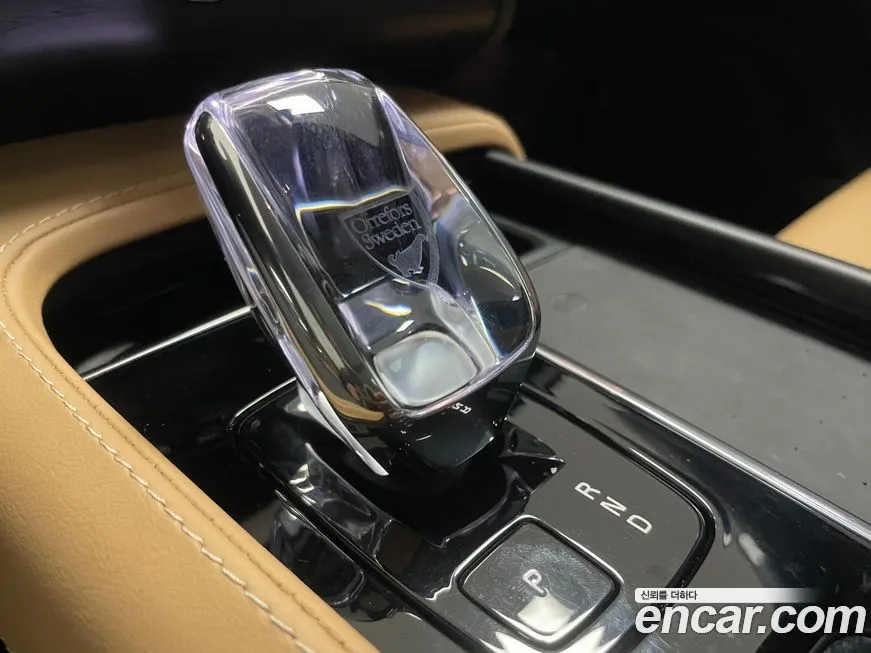 Volvo XC90 2024 из KR, фото 9