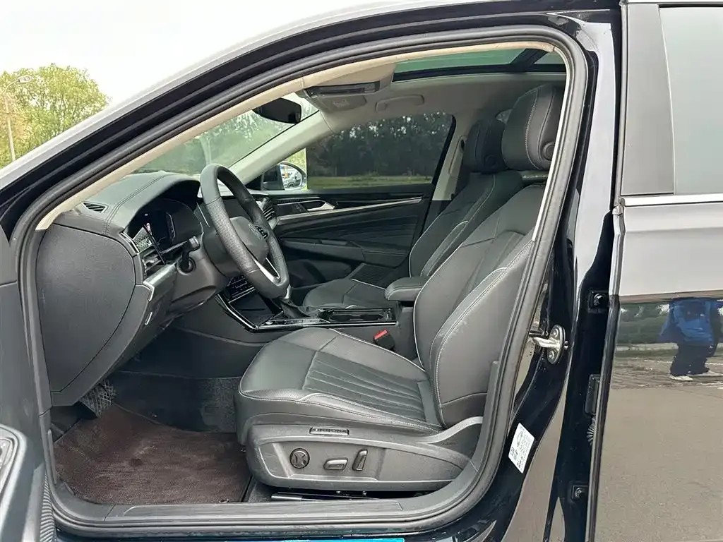 Volkswagen Passat — фото 2