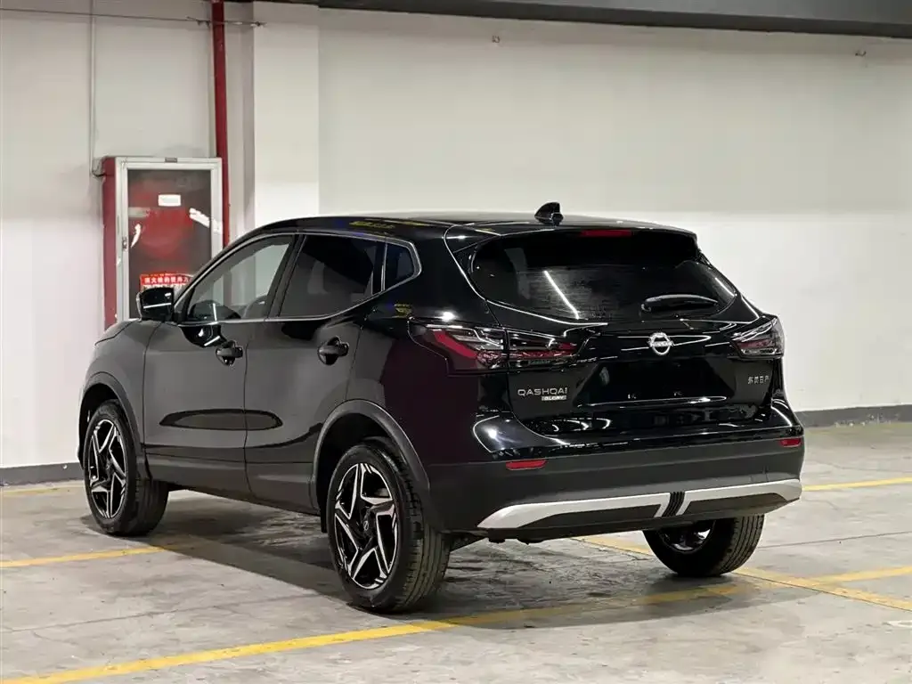 Nissan Qashqai — фото 3