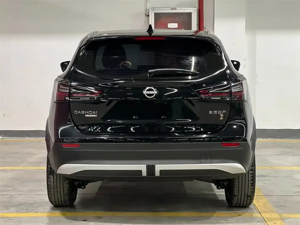 Nissan Qashqai — фото 8