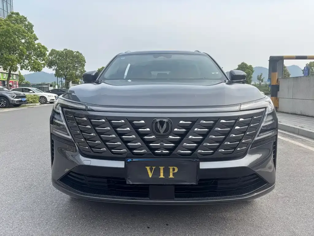 Changan CS75PLUS — фото 4