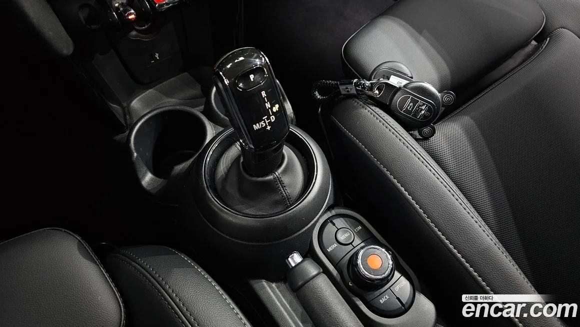 Mini Cooper 2022 из KR, фото 10