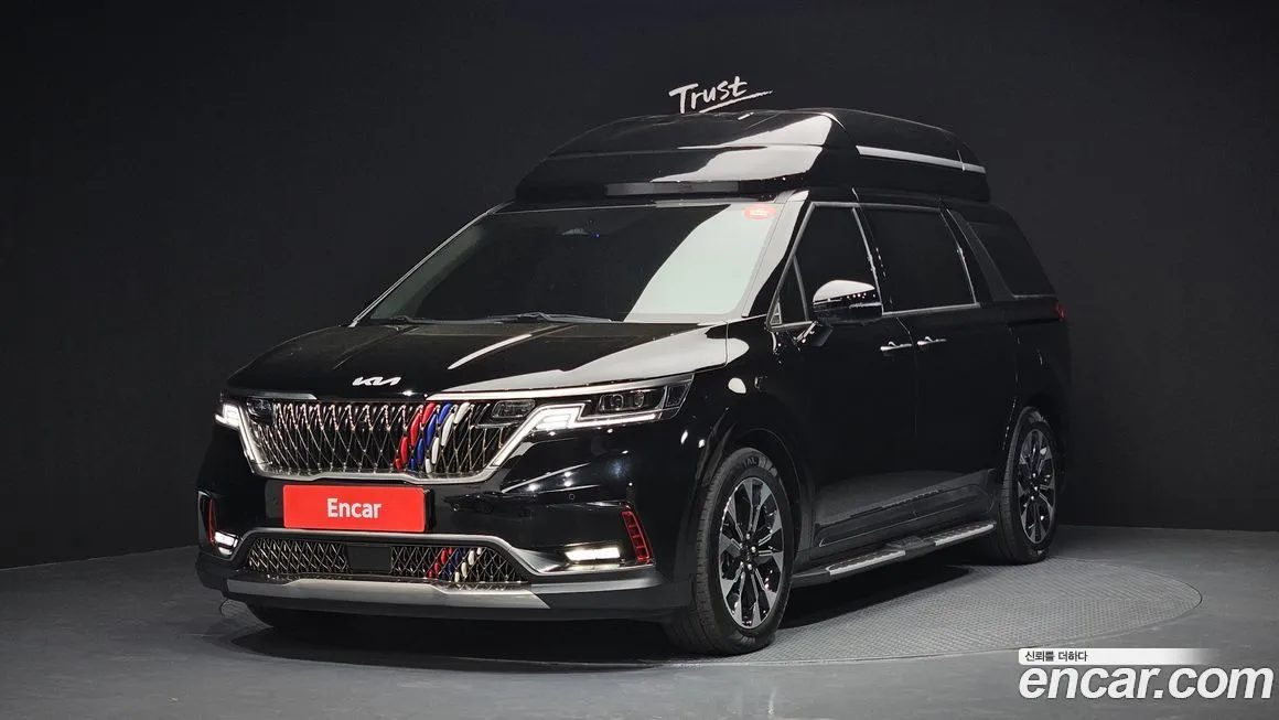 Kia Carnival — фото 1