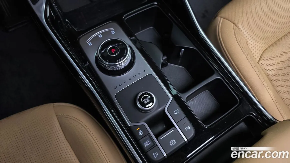 Kia Sorento — фото 10