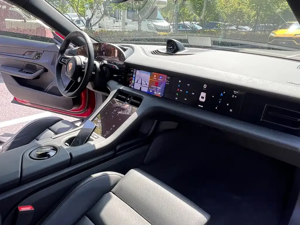 Porsche Taycan 2021 из CN, фото 3