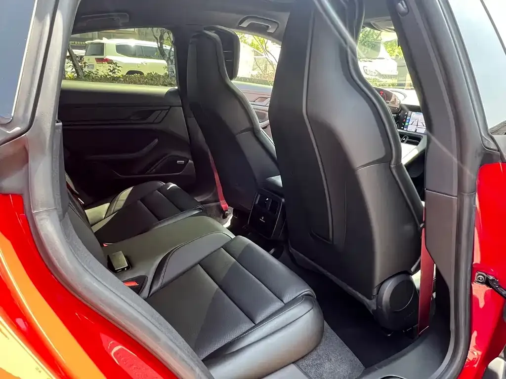 Porsche Taycan 2021 из CN, фото 6