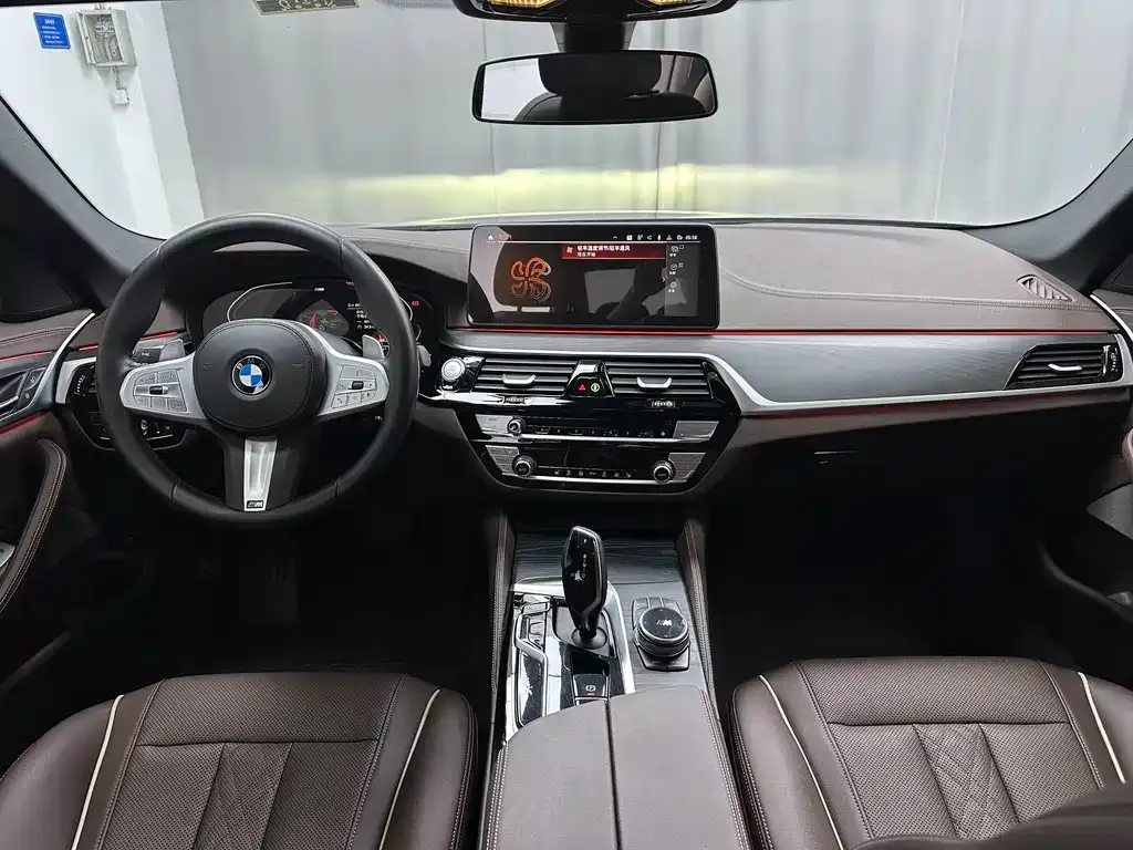 BMW 5 Series — фото 3