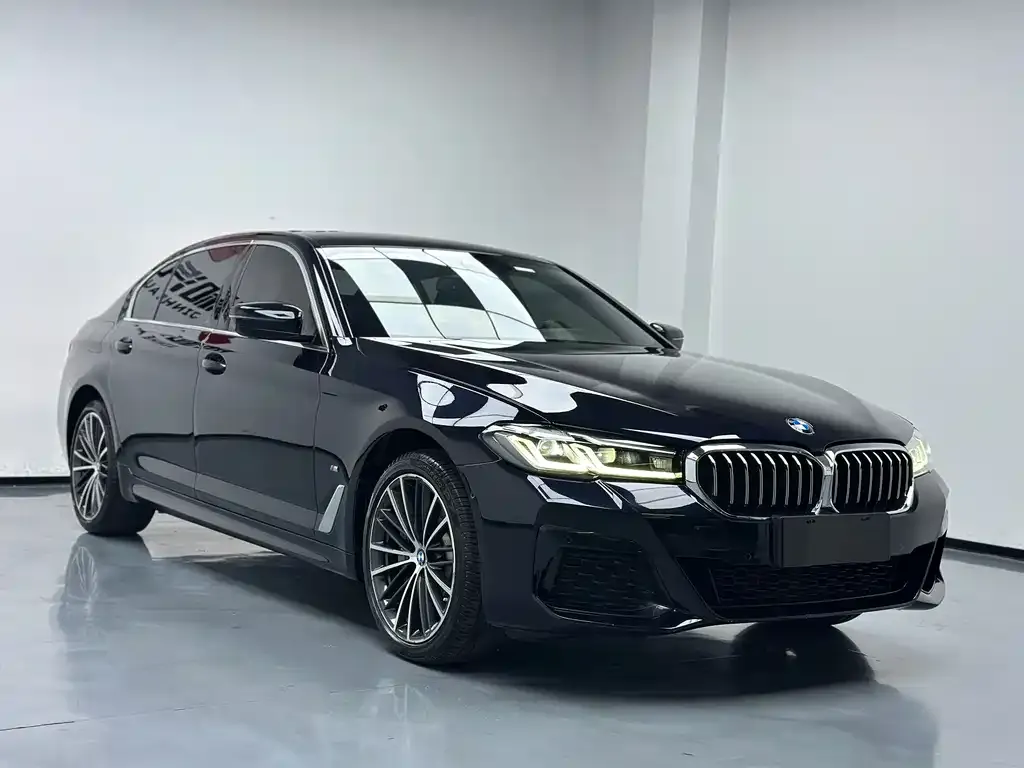 BMW 5 Series — фото 2