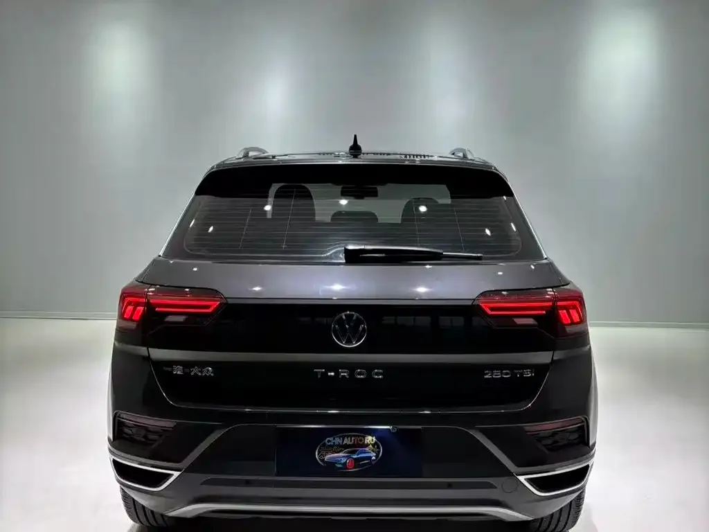 Volkswagen T-Roc — фото 4