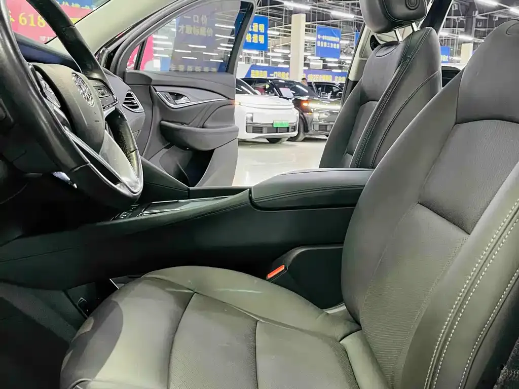 Buick Enclave 2021 из CN, фото 5