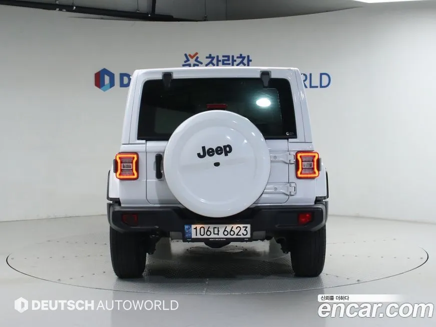Jeep Wrangler — фото 5