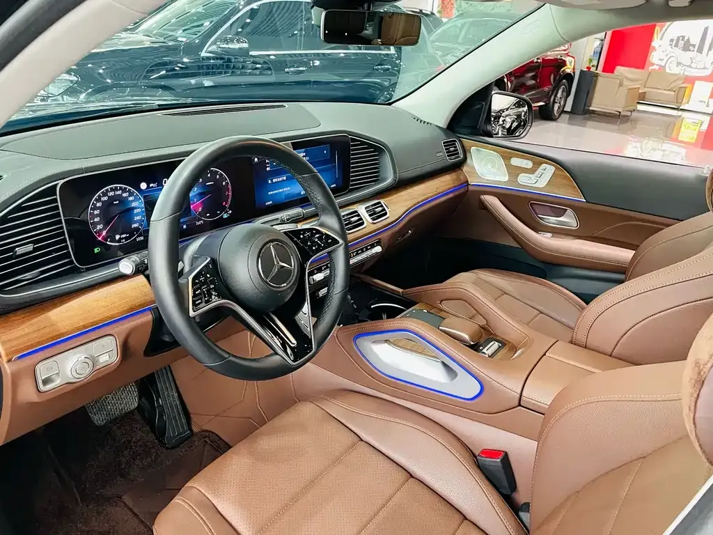 Mercedes-Benz GLE — фото 8
