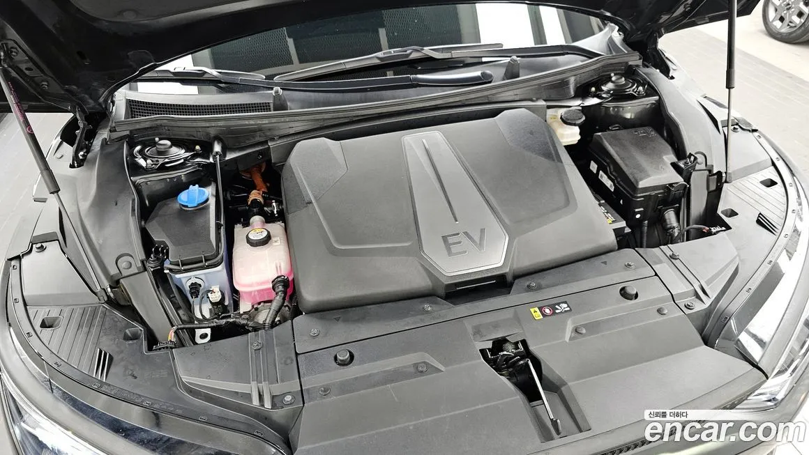 Kia EV6 — фото 9