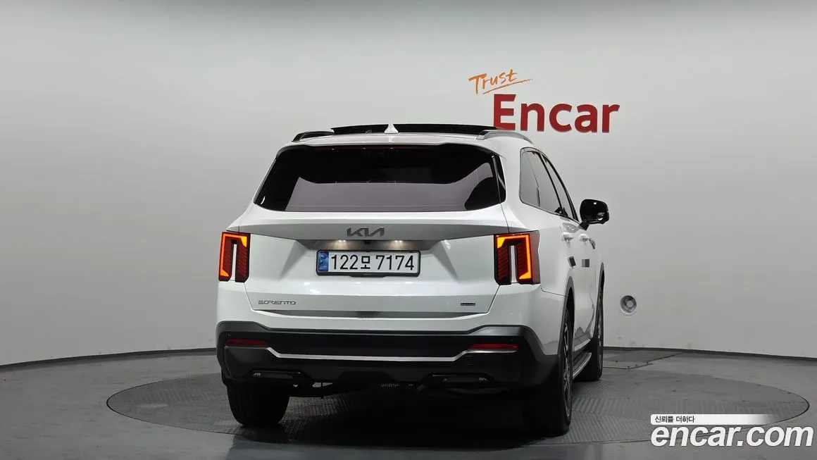 Kia Sorento — фото 10