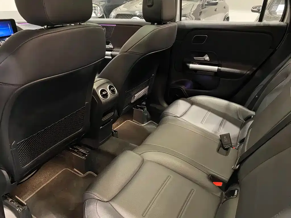 Mercedes-Benz GLA — фото 4