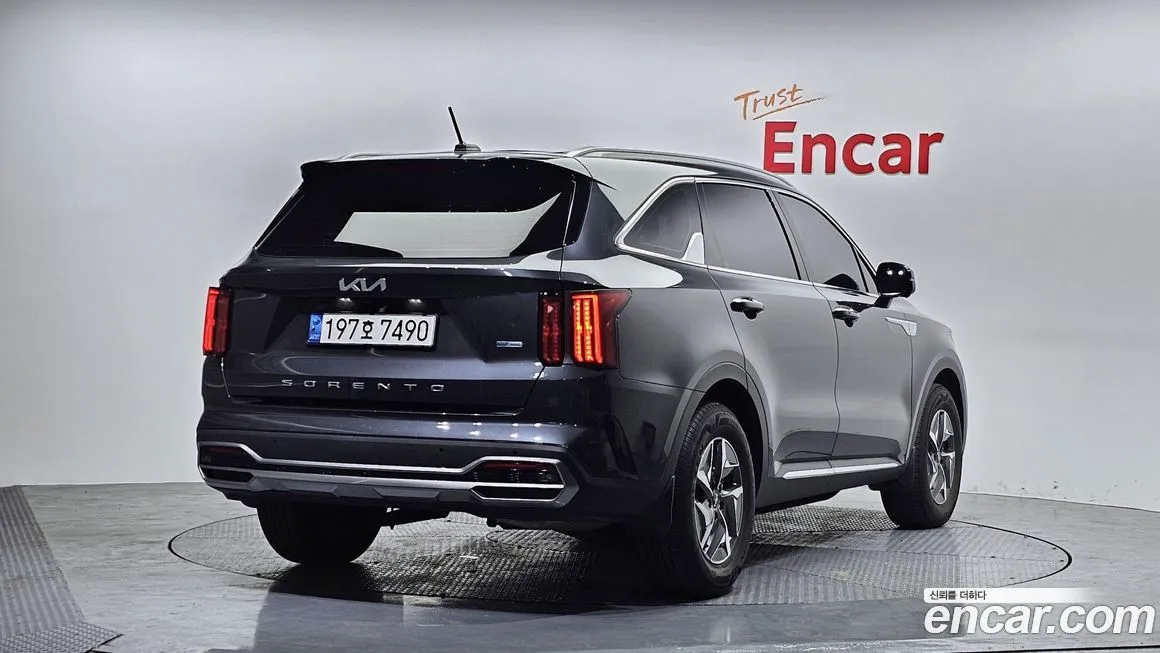 Kia Sorento — фото 3