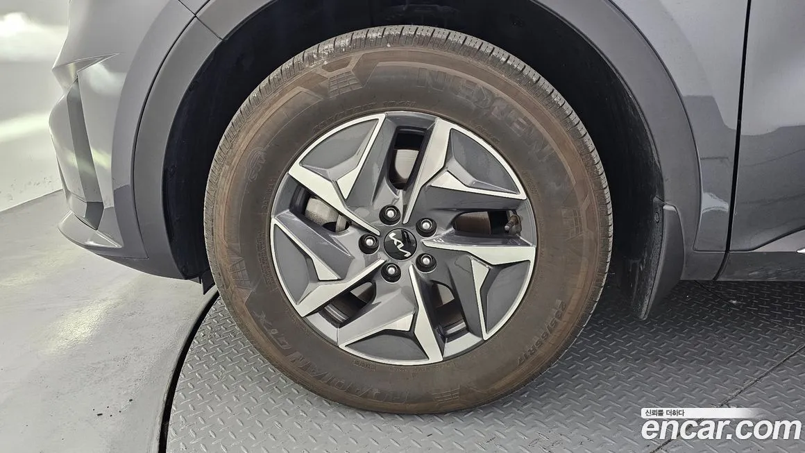 Kia Sorento — фото 8
