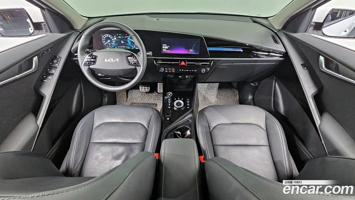 Kia Niro — фото 5