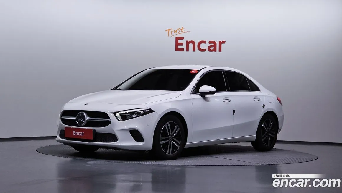 Mercedes-Benz A-Class — фото 1