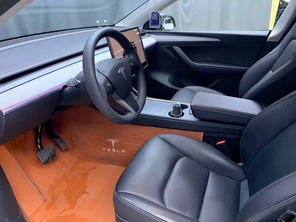 Tesla Model Y 2024 из CN, фото 3