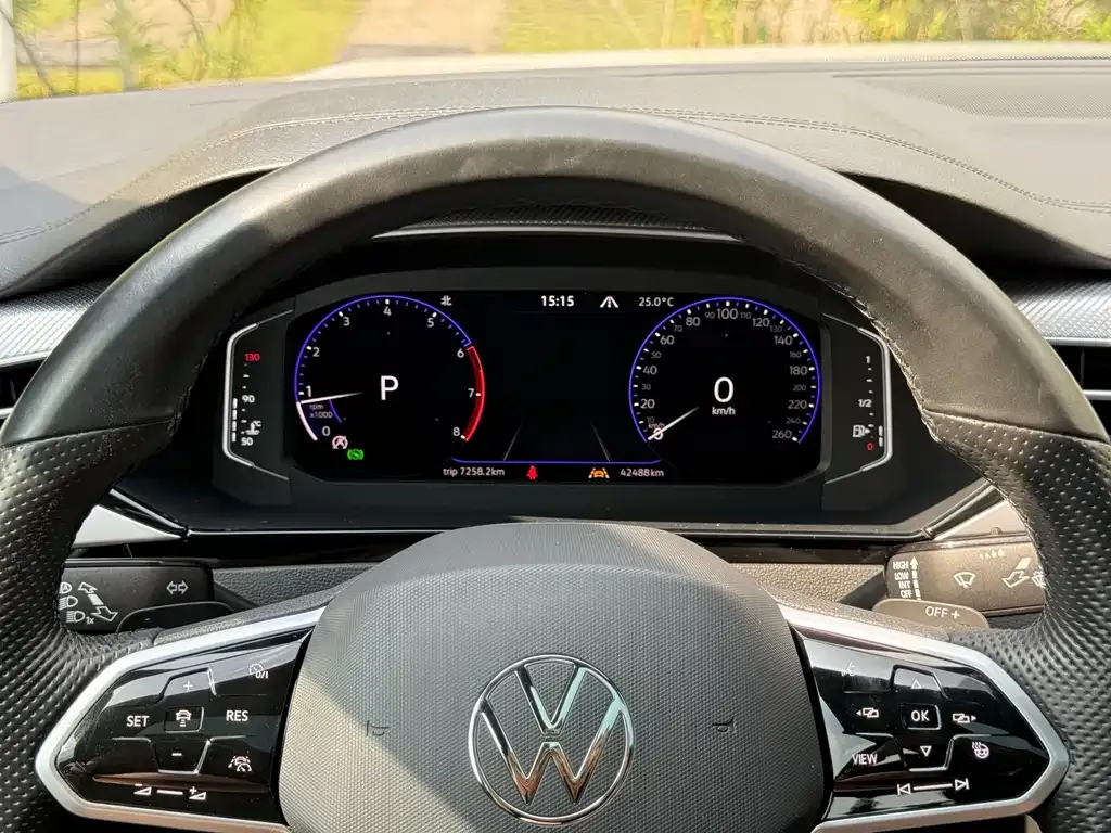 Volkswagen CC — фото 6