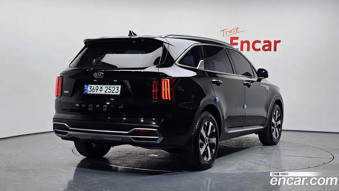 Kia Sorento — фото 7