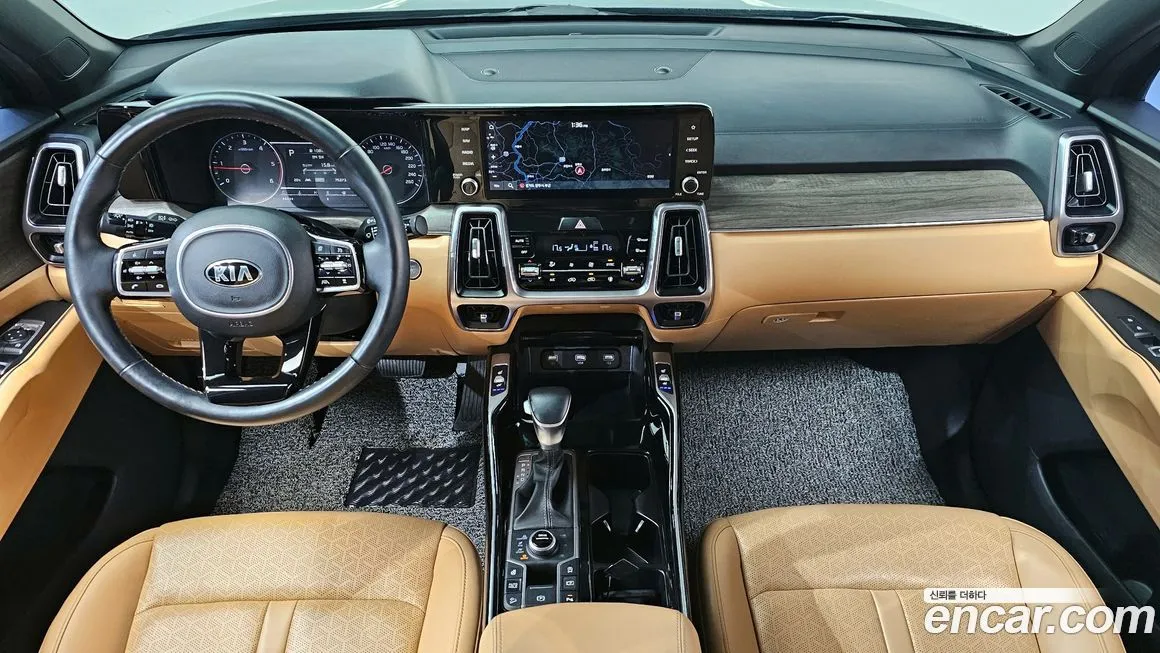 Kia Sorento — фото 9