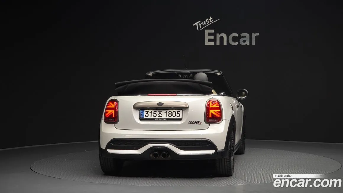Mini Cooper Convertible 2024 из KR, фото 6