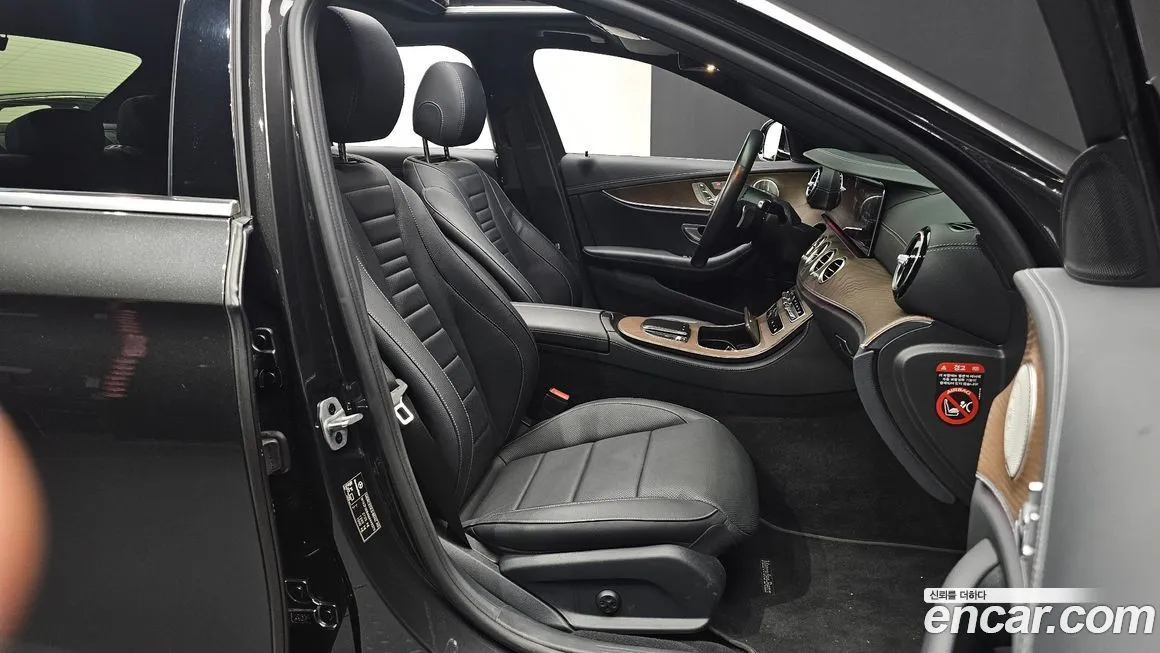 Mercedes-Benz E-Class 2021 из KR, фото 3