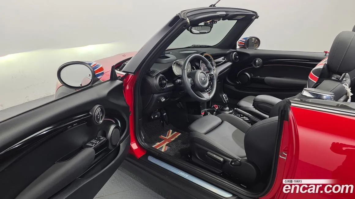 Mini Cooper Convertible 2024 из KR, фото 6