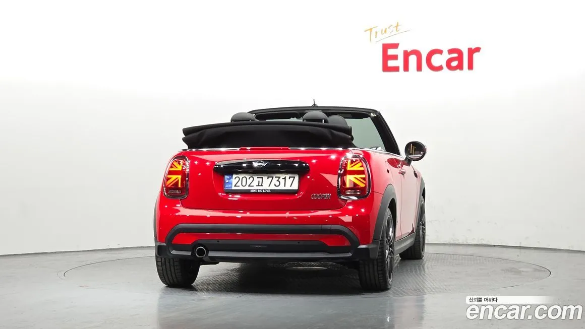 Mini Cooper Convertible 2024 из KR, фото 3