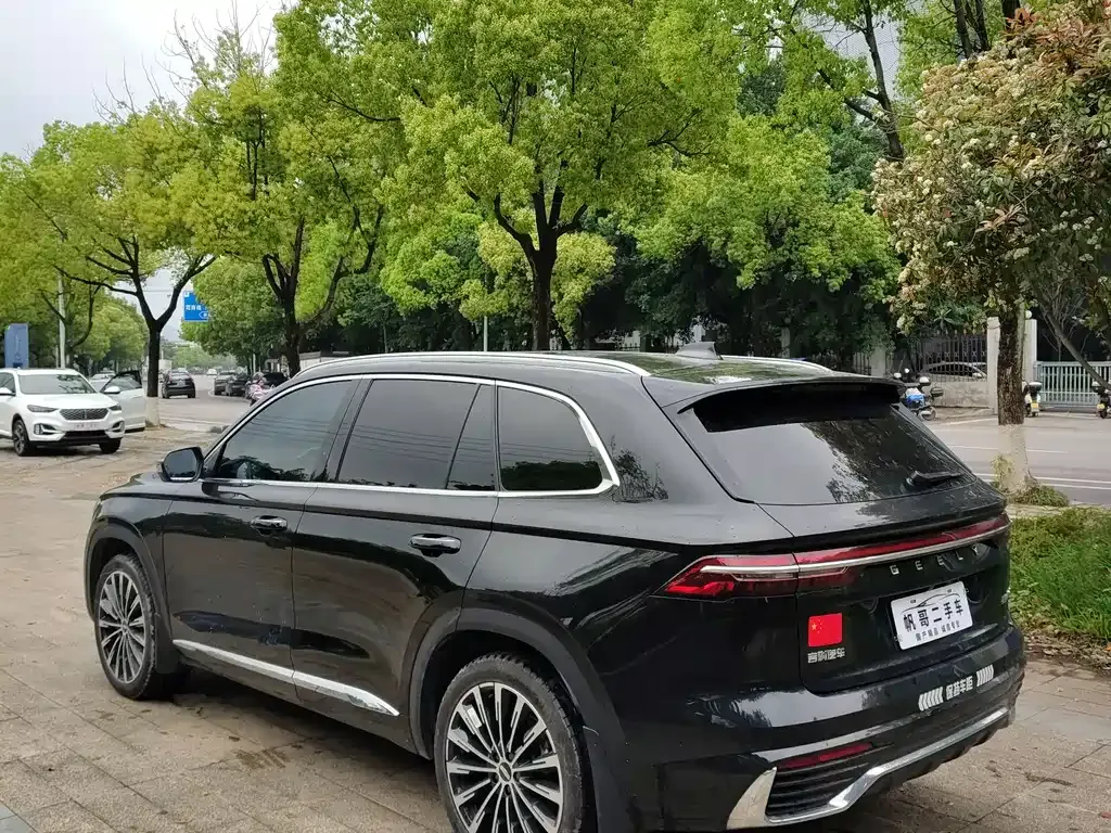 Geely Xingyue L — фото 10