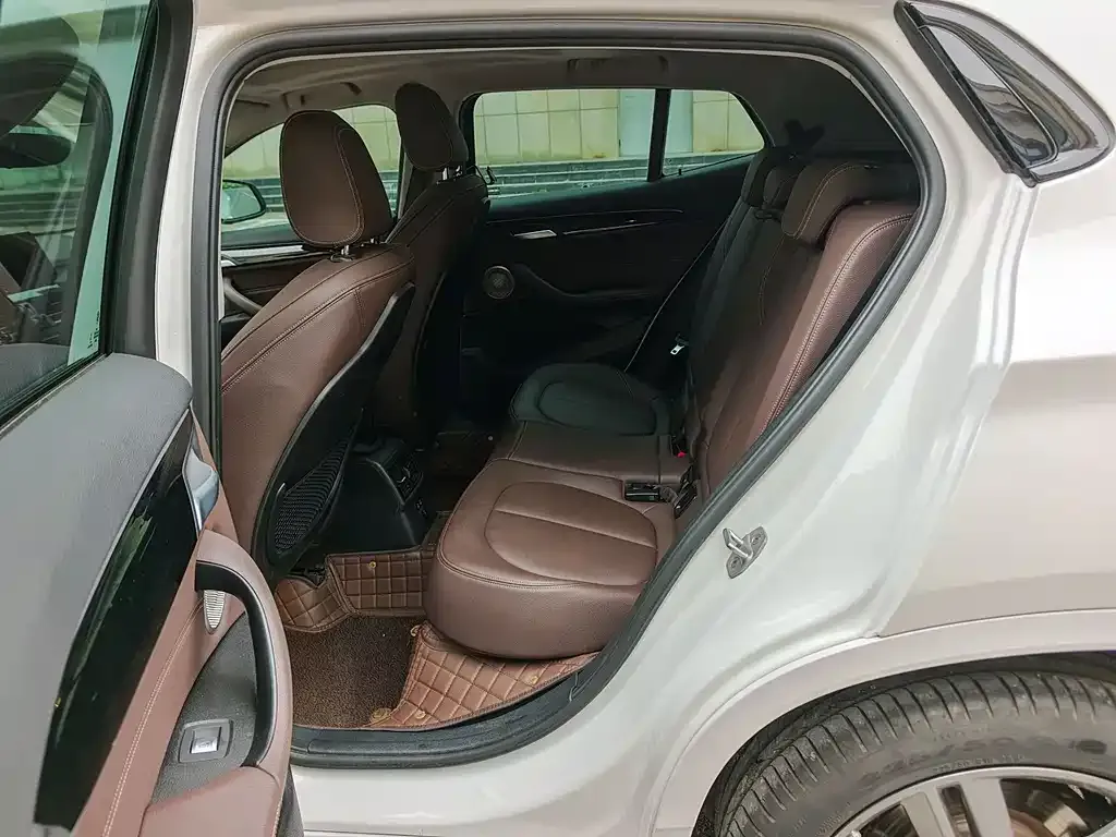 BMW X2 2023 из CN, фото 4