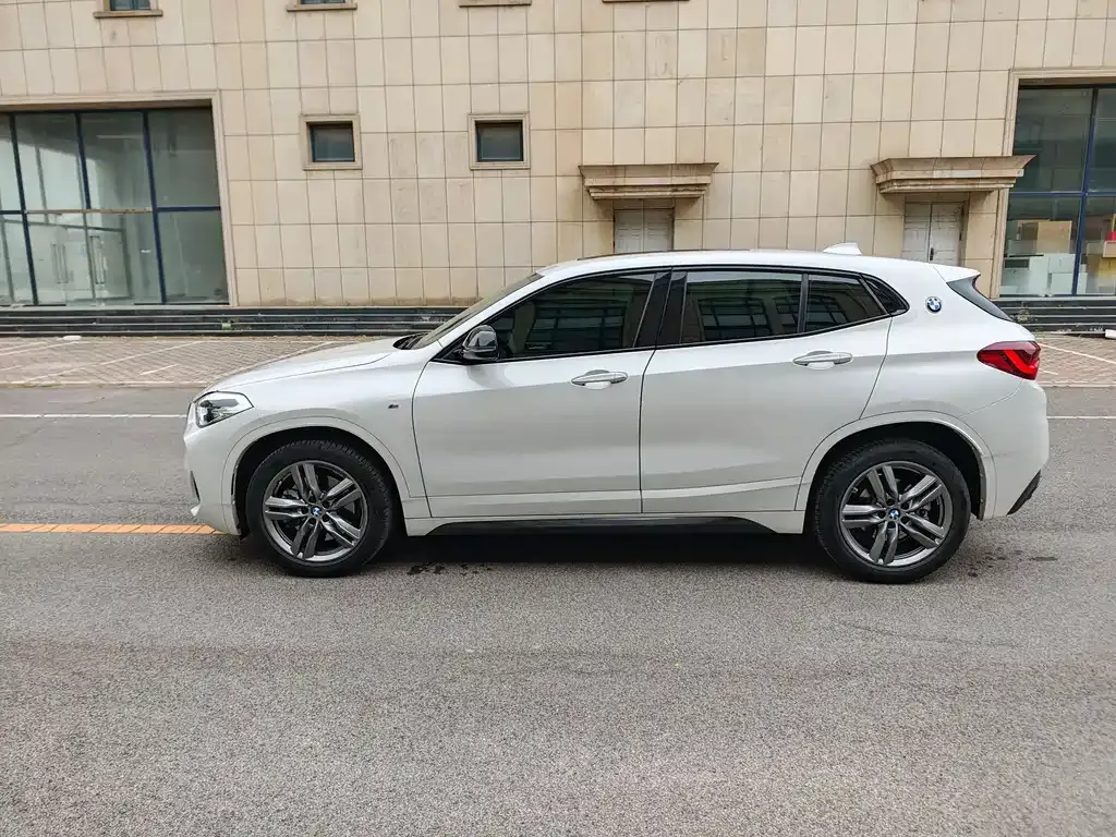 BMW X2 2023 из CN, фото 3