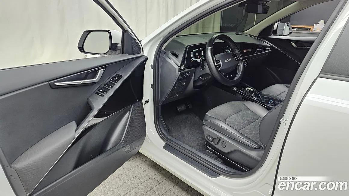Kia Niro 2024 из KR, фото 8