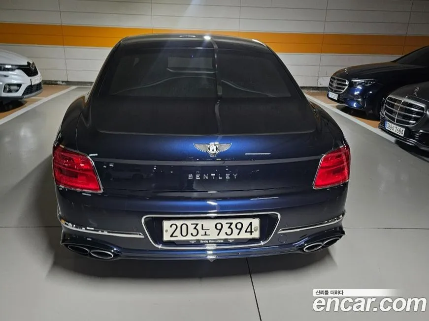 Bentley Flying Spur 2022 из KR, фото 2