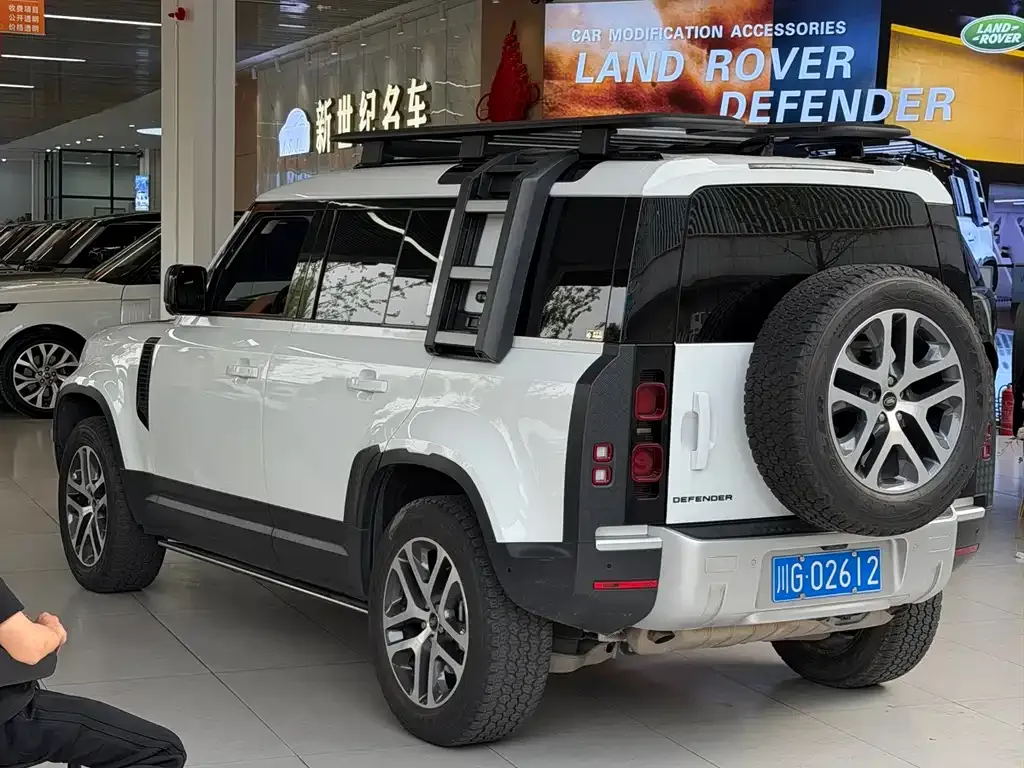 Land Rover Defender — фото 4