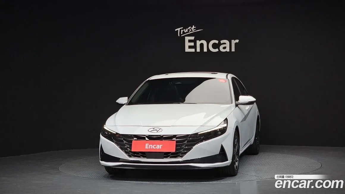 Hyundai AVANTE — фото 3