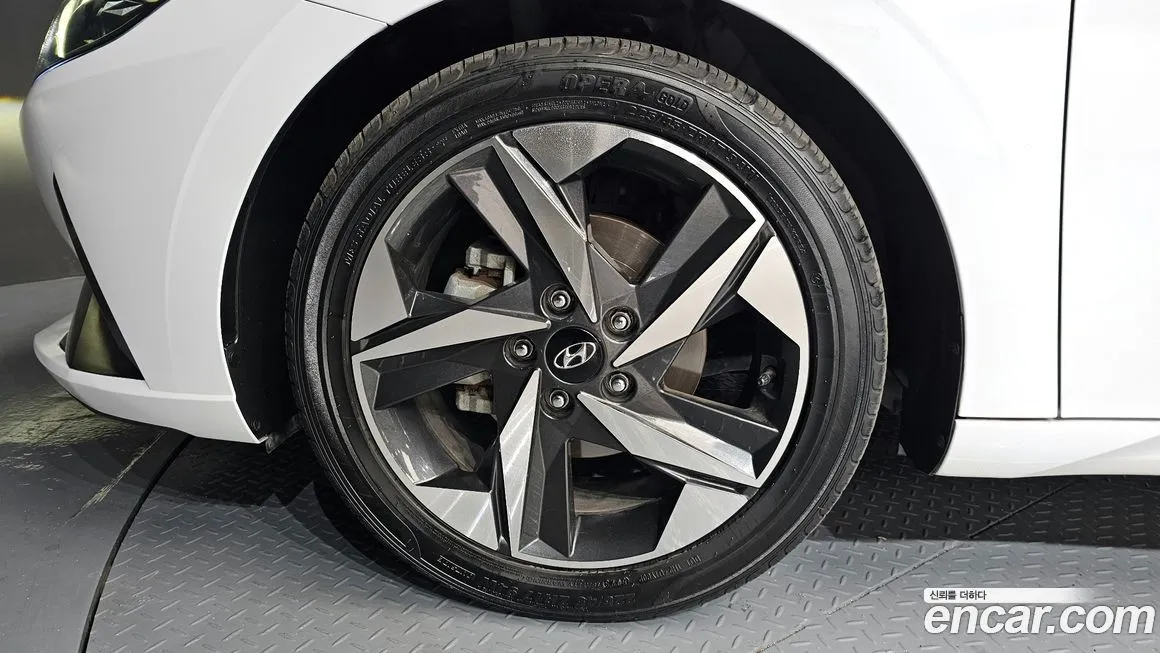 Hyundai AVANTE — фото 6