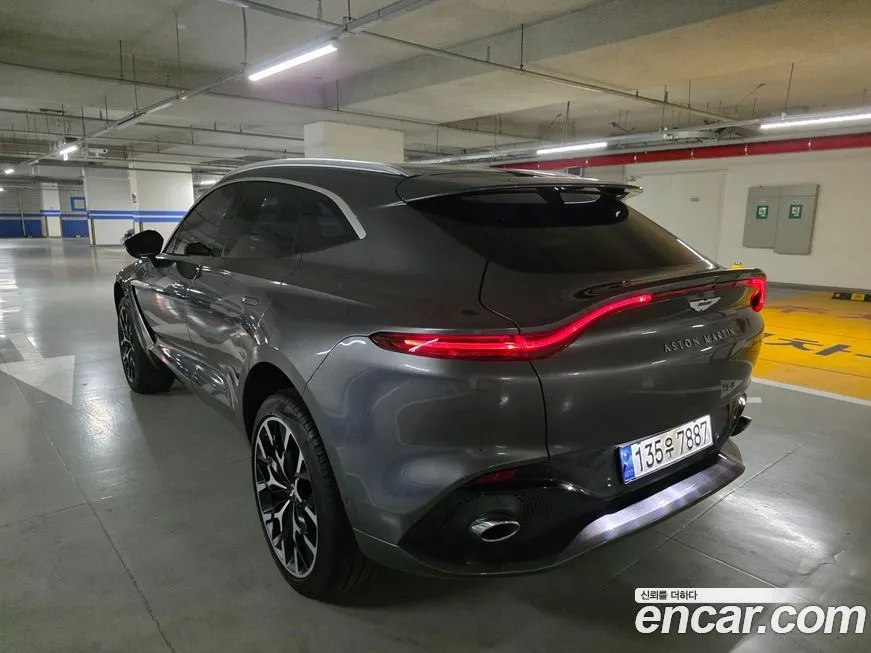 Aston Martin DBX 2021 из KR, фото 6