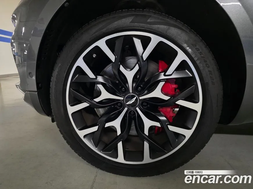 Aston Martin DBX 2021 из KR, фото 7
