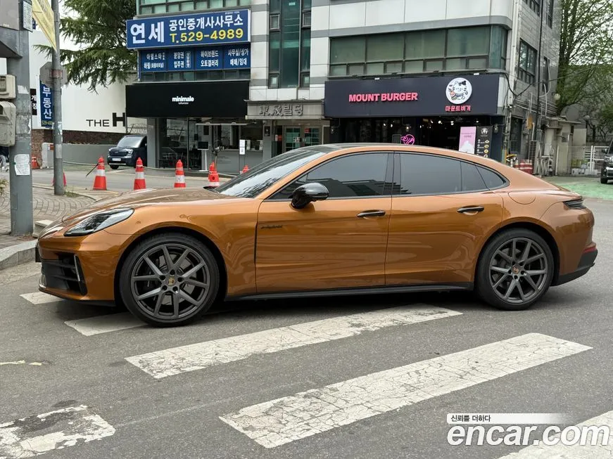 Porsche Panamera 2025 из KR, фото 5