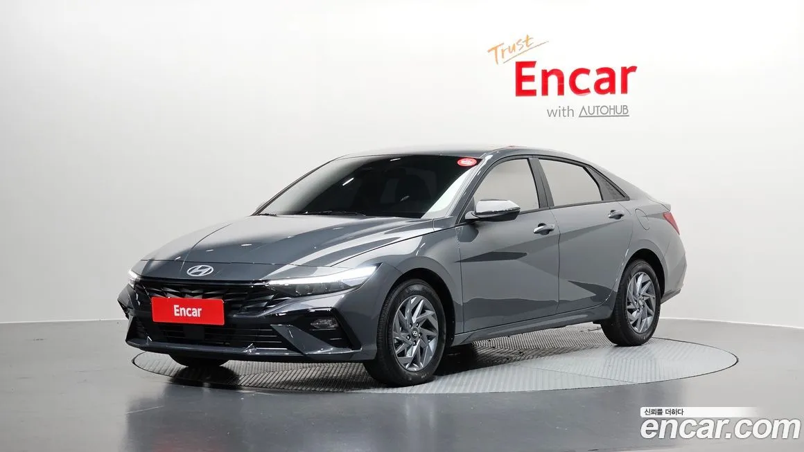 Hyundai AVANTE — фото 1